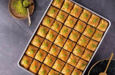 Bayrama Özel Tepsi Baklava: Sipariş ve Sunum İpuçları