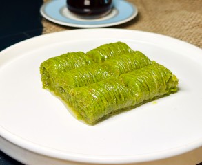 Fıstık Sarma